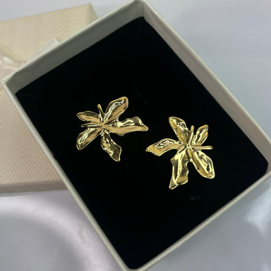 Lily Earrings