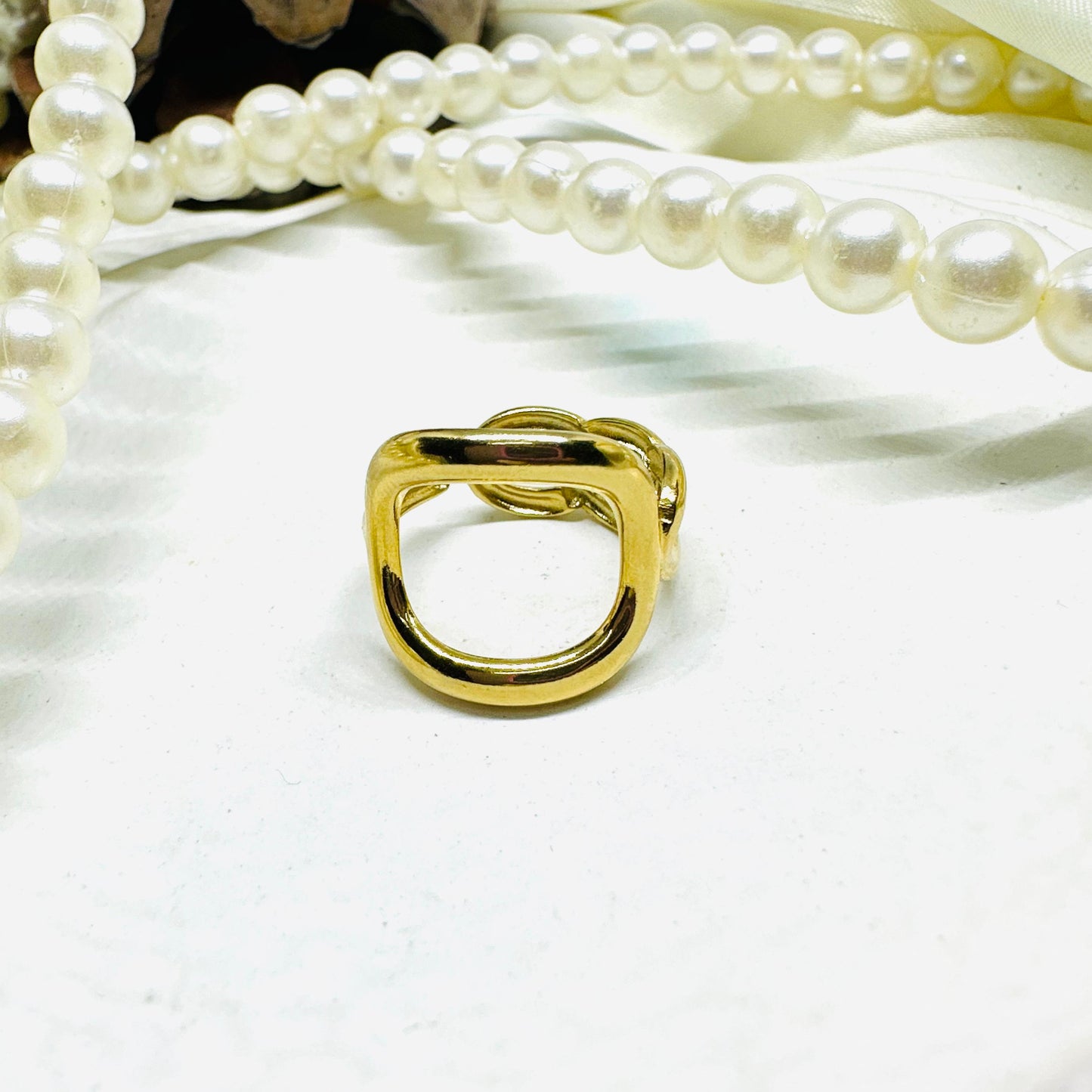 Tia 18k Ring