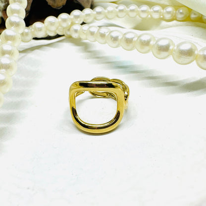 Tia 18k Ring