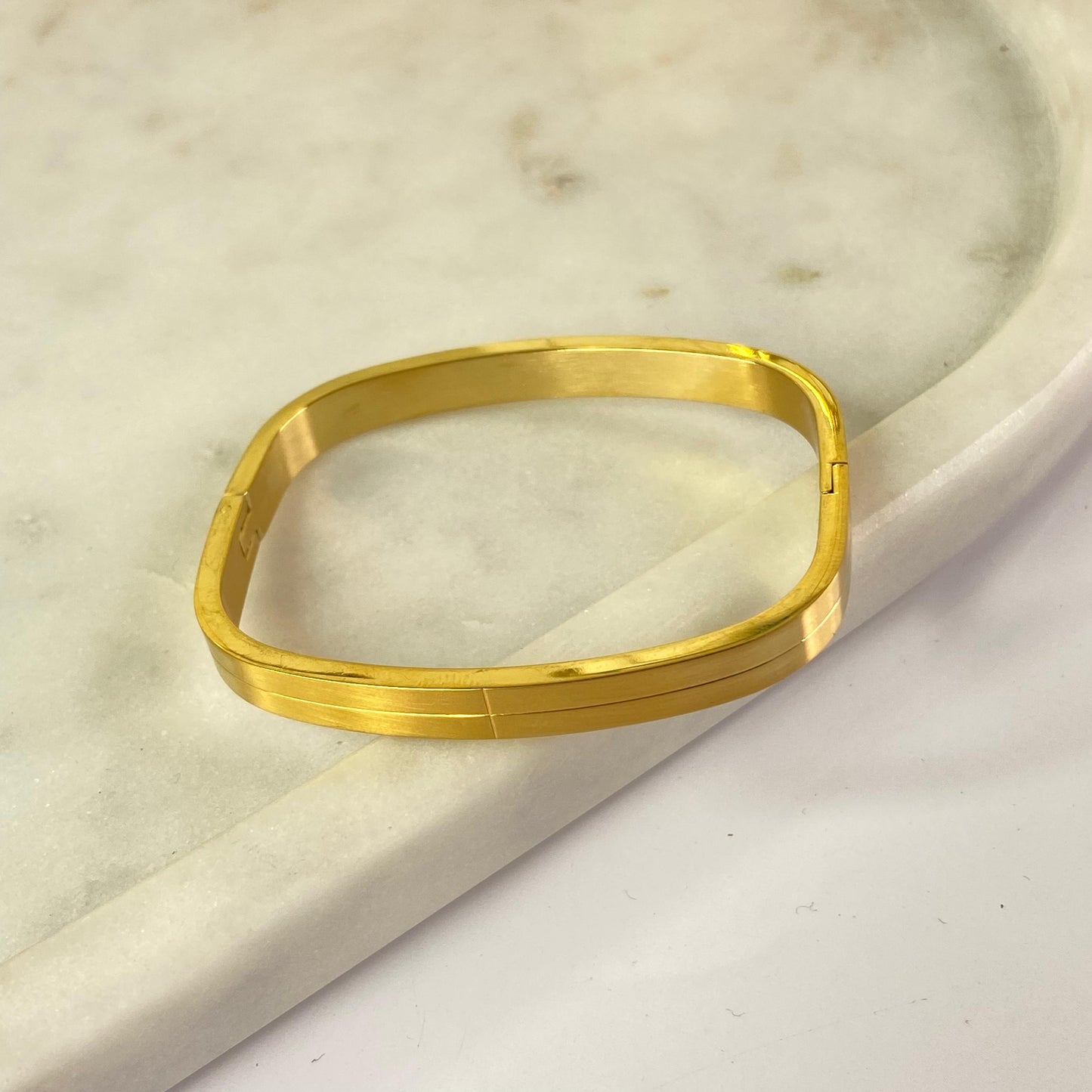 Square Classic Bracelet ( Small- 2.2-2.4 size) hi