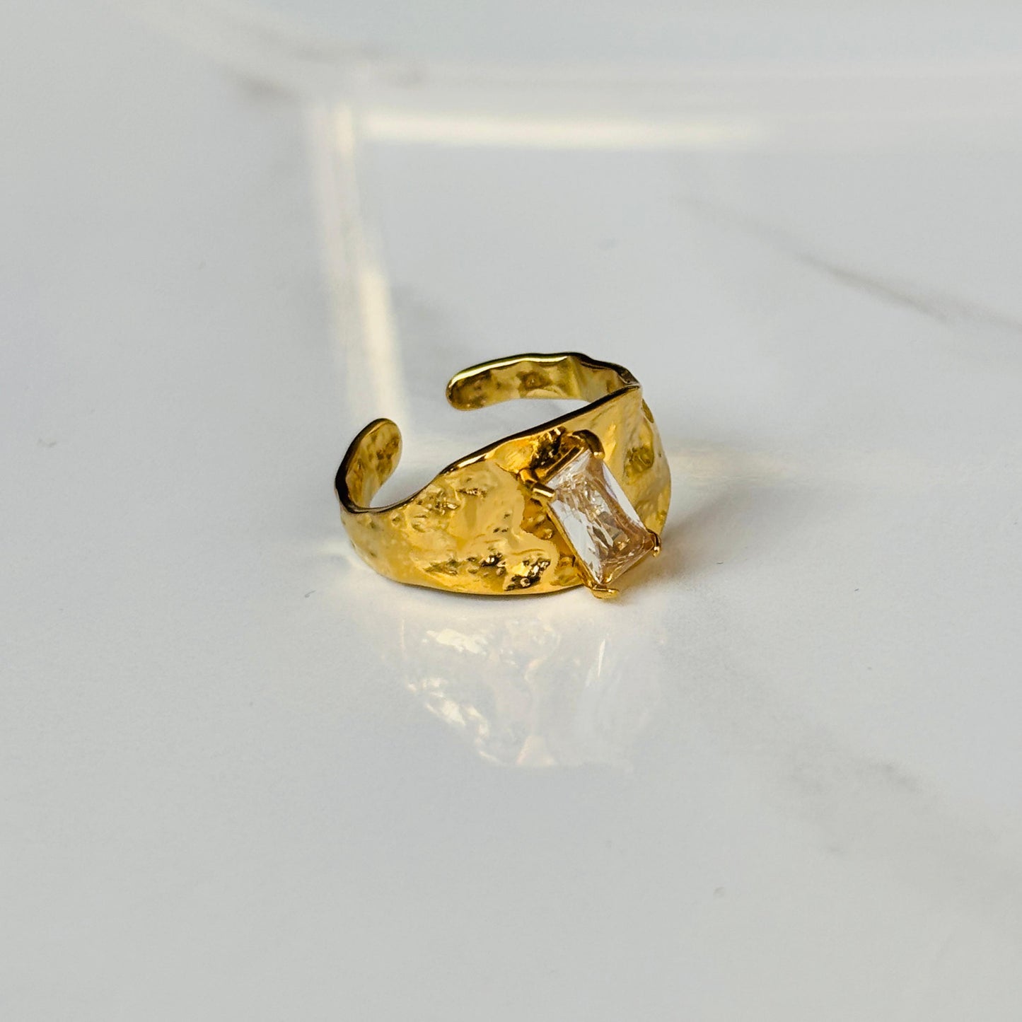 Goldy Ring