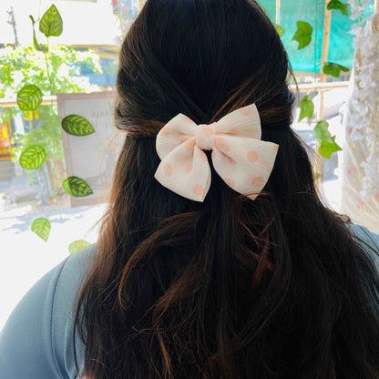 Dotted Bow Clip