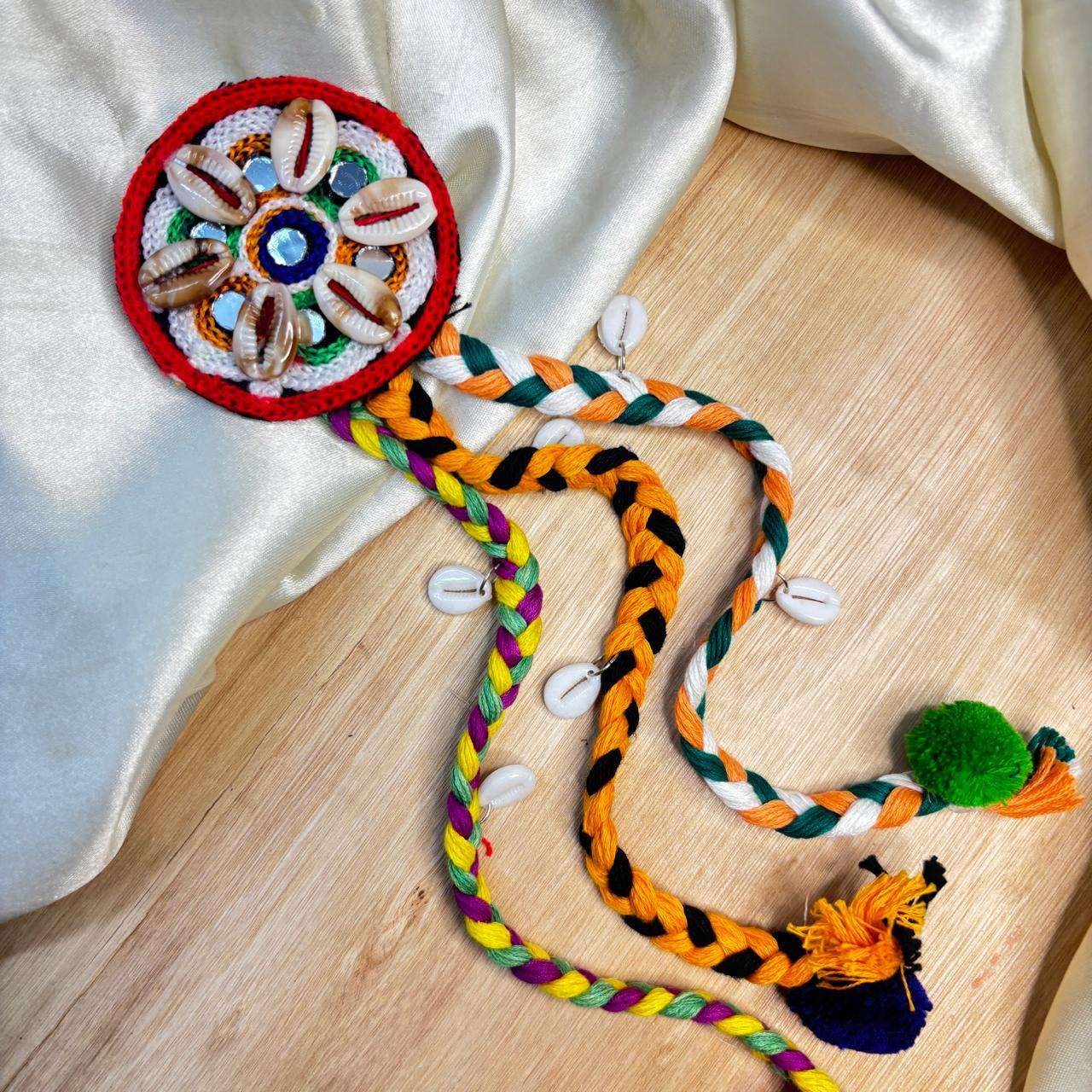 Chakri Cowry Hair Clip