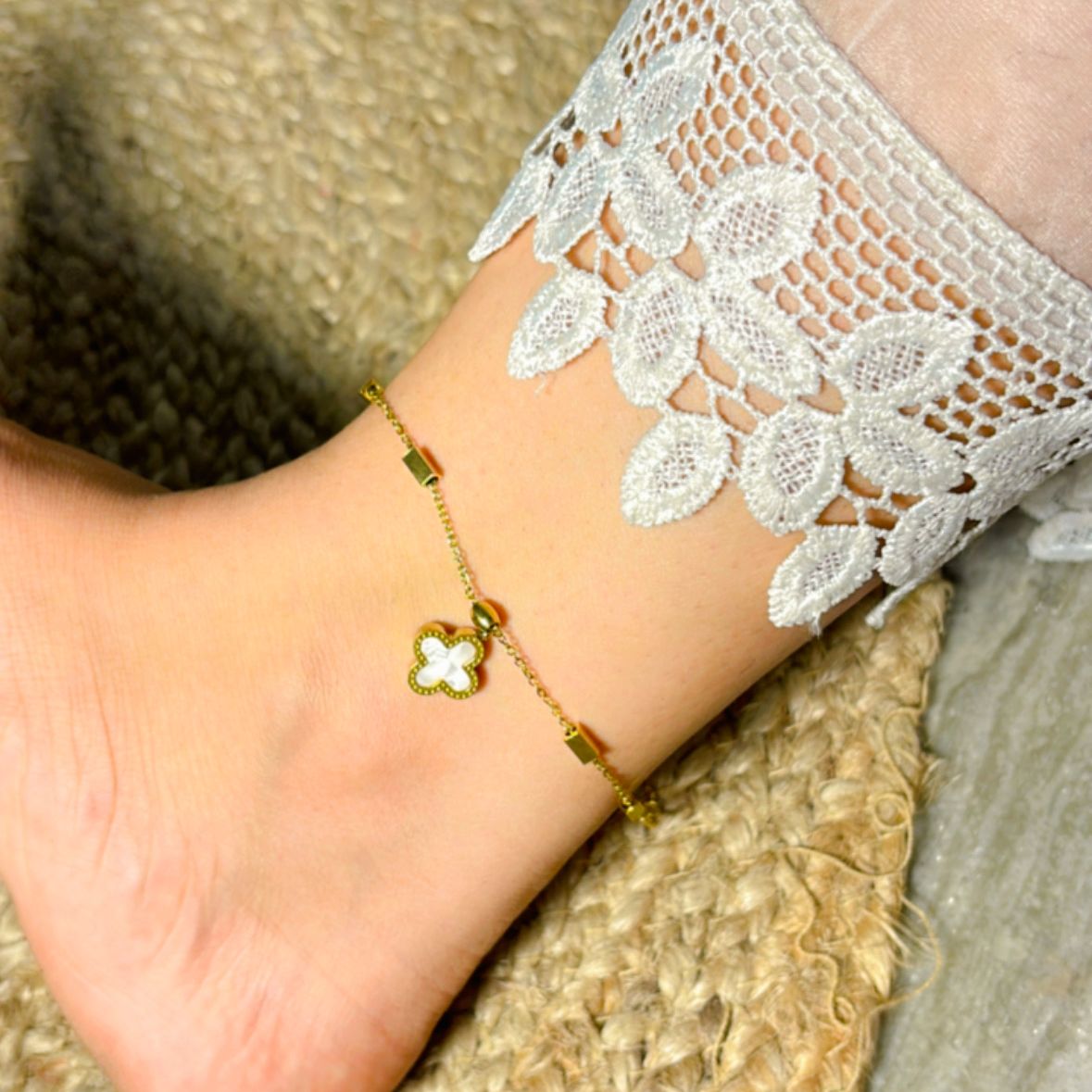 Reversible Clover Anklet