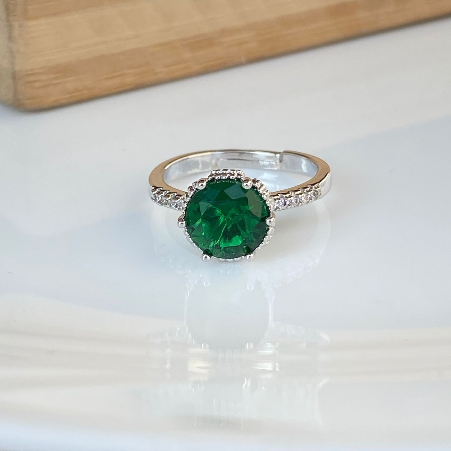 Emerald Classic Ring