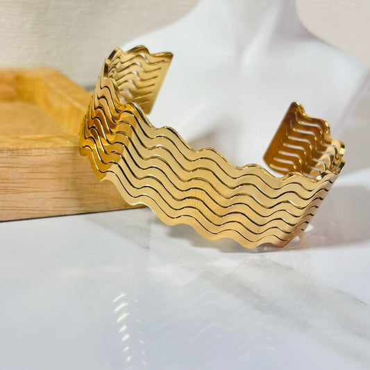 Waves Adjustable Bracelet