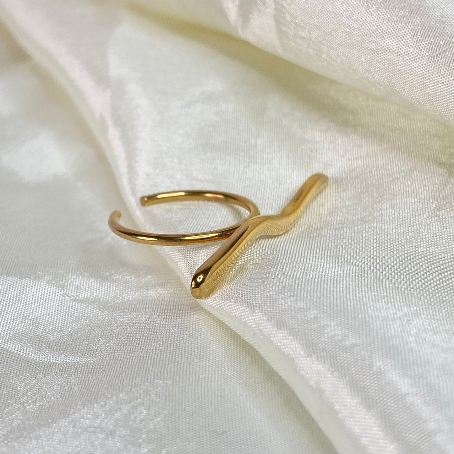 Bar 18K Luxe Ring