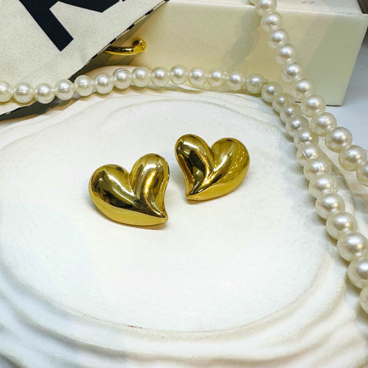 Chunky Heart 18K Studs