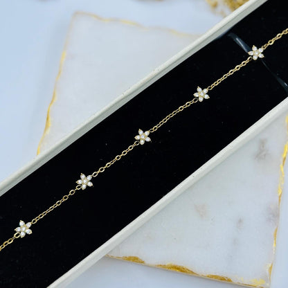 Daisy Glow Chain Bracelet