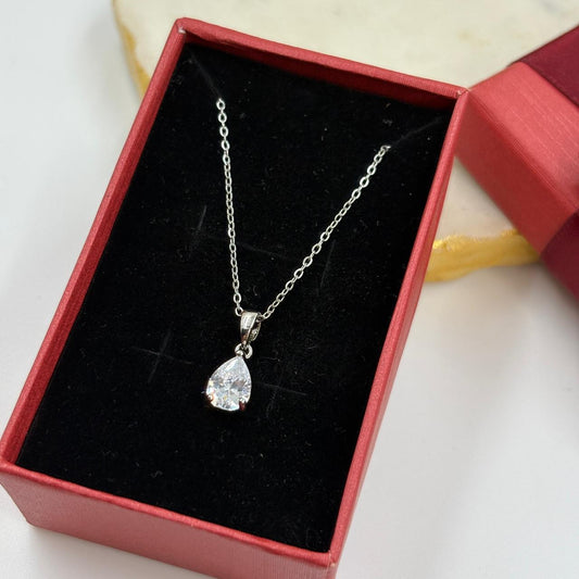 Dainty Drop Necklace ( Silver)
