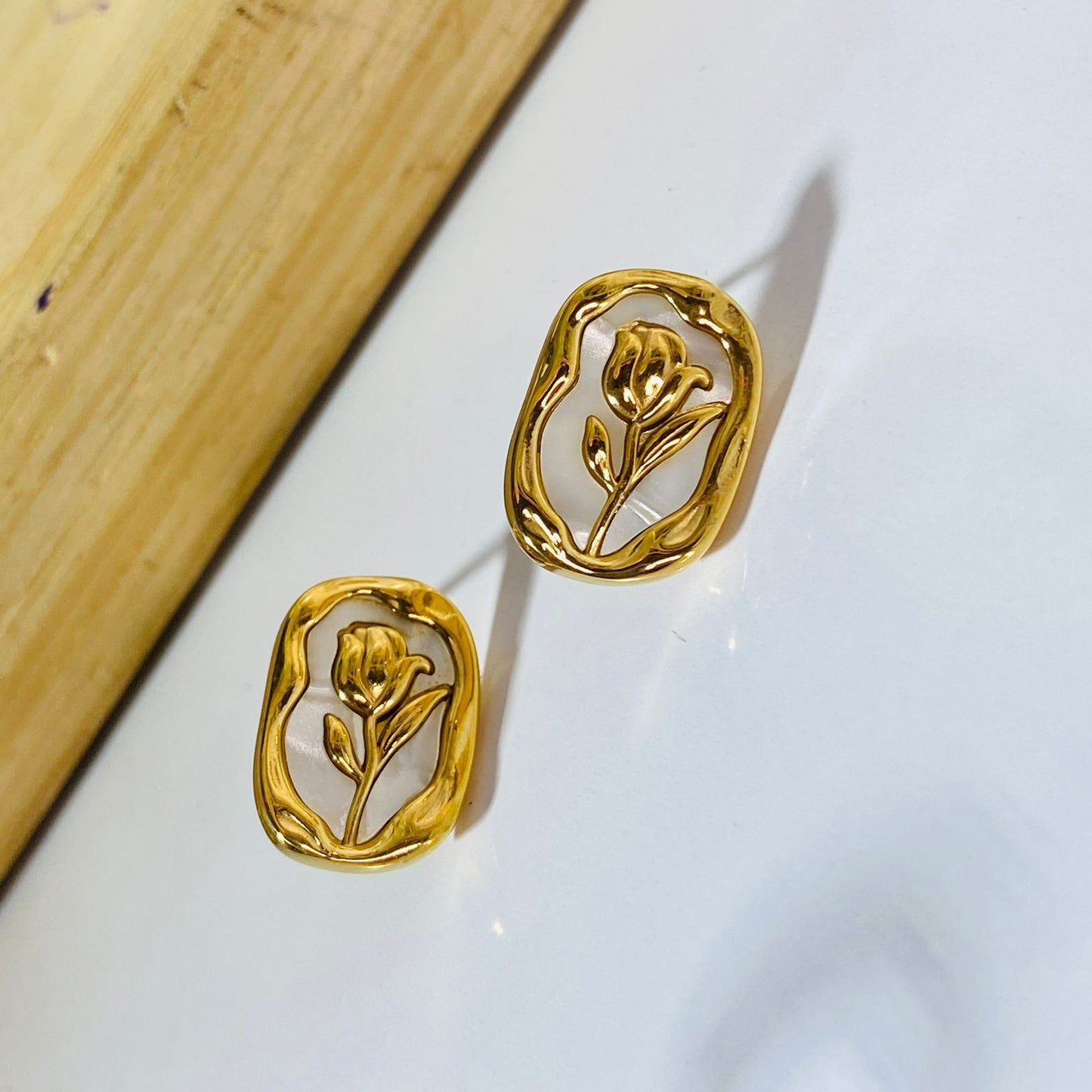 Rose Resin Earrings