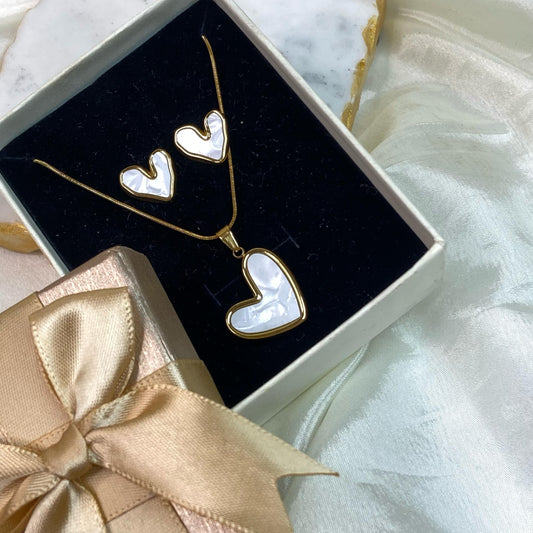 Resin Heart Jewelry Set ( Necklace+ Earrings)
