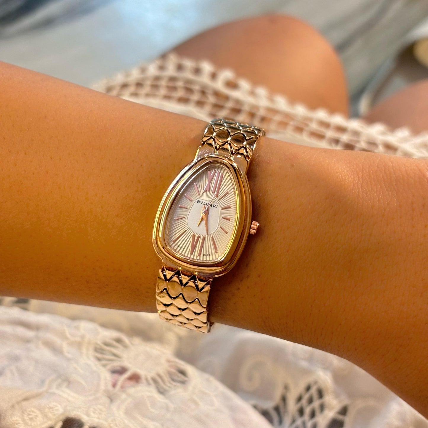 Bvlgari Serpant Sleek Watch ( White Dial)