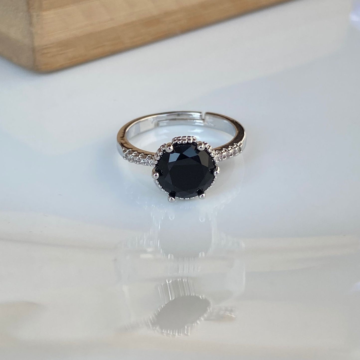 Black Classic Ring