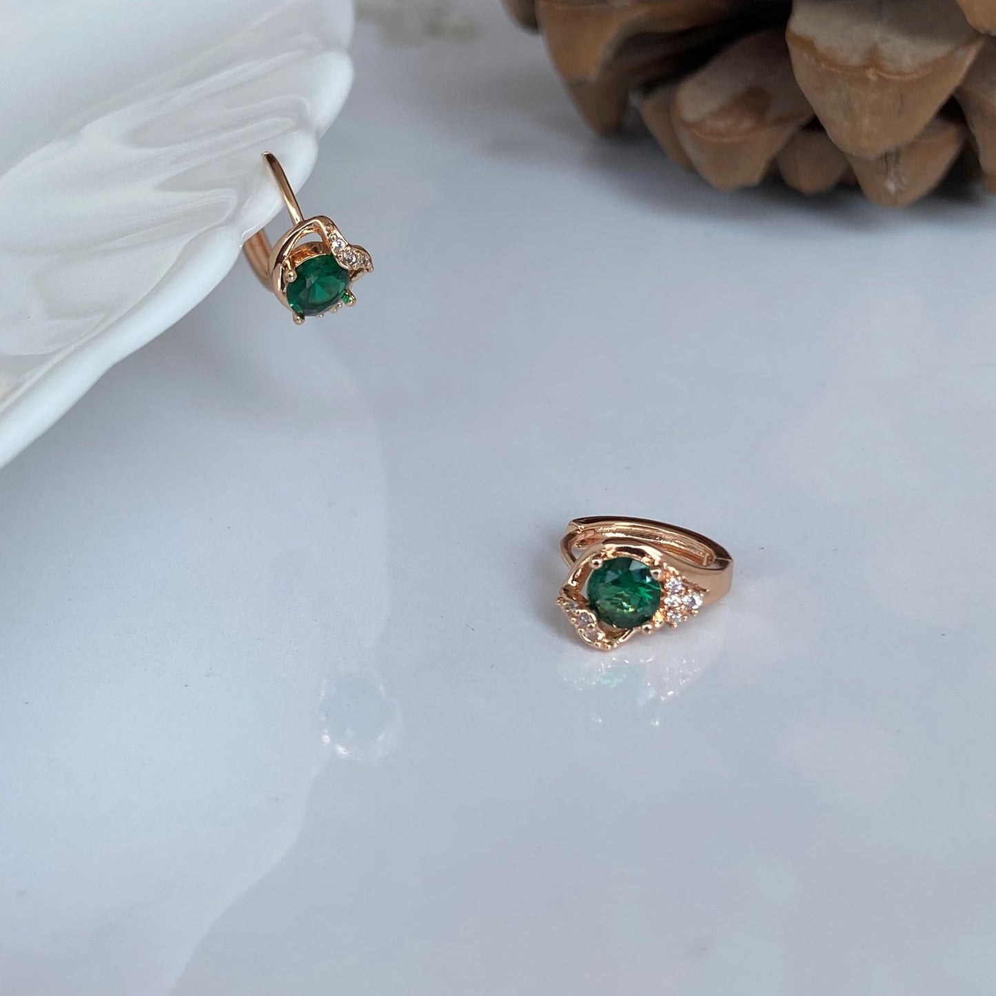 Laila Mini Luxe Hoops (Emerald)