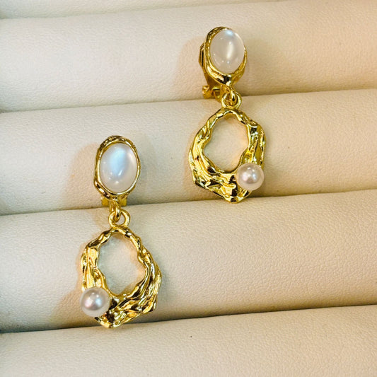 Aurelia Clip-On Pearl Earring