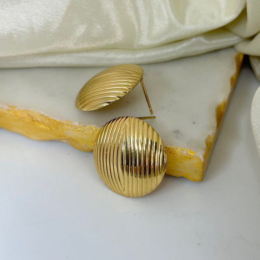 Ribbed Stud Earrings