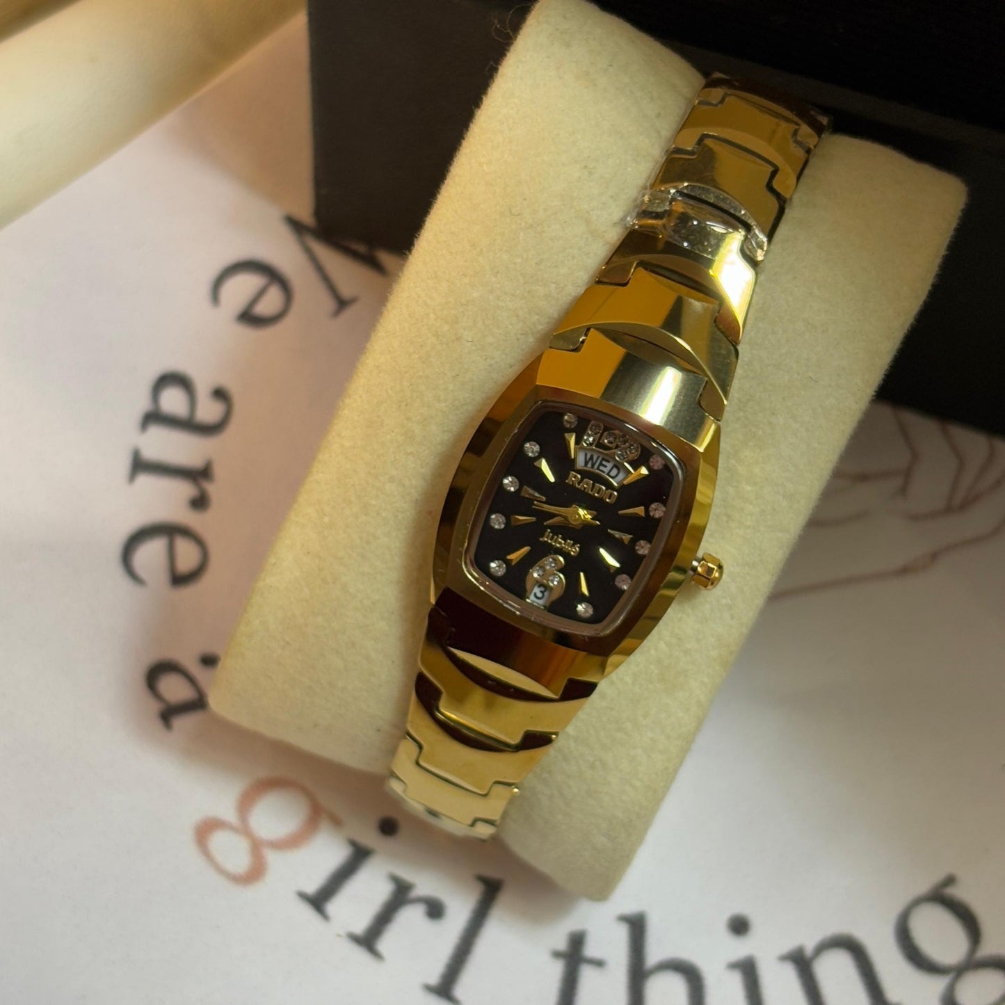 Rado Luxe Minimal Watch  03