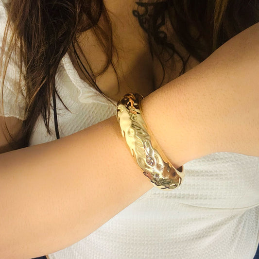 Evara Chunky Cuff Bracelet