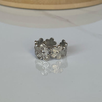 Garland Silver Ring