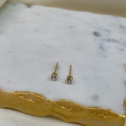 Fine Classic 925 Studs