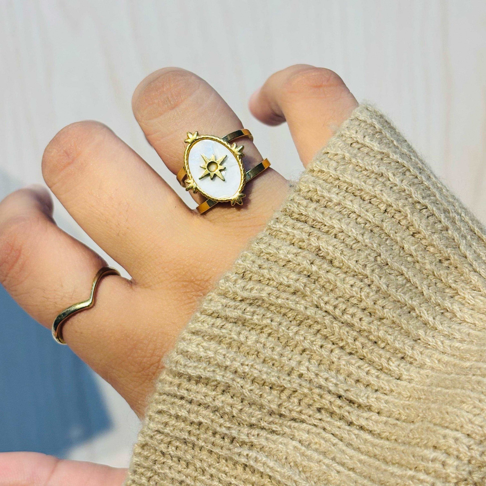 Fiona Fiesta Premium 18K  Ring