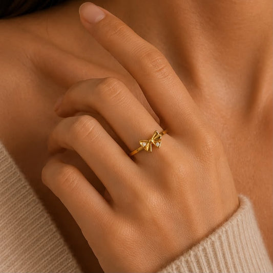 Twinkle Bow Minimal Bow Ring