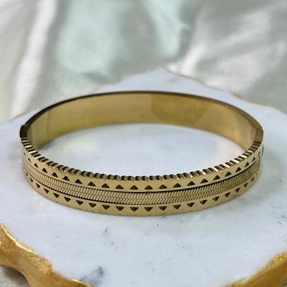 Pulse Bracelet