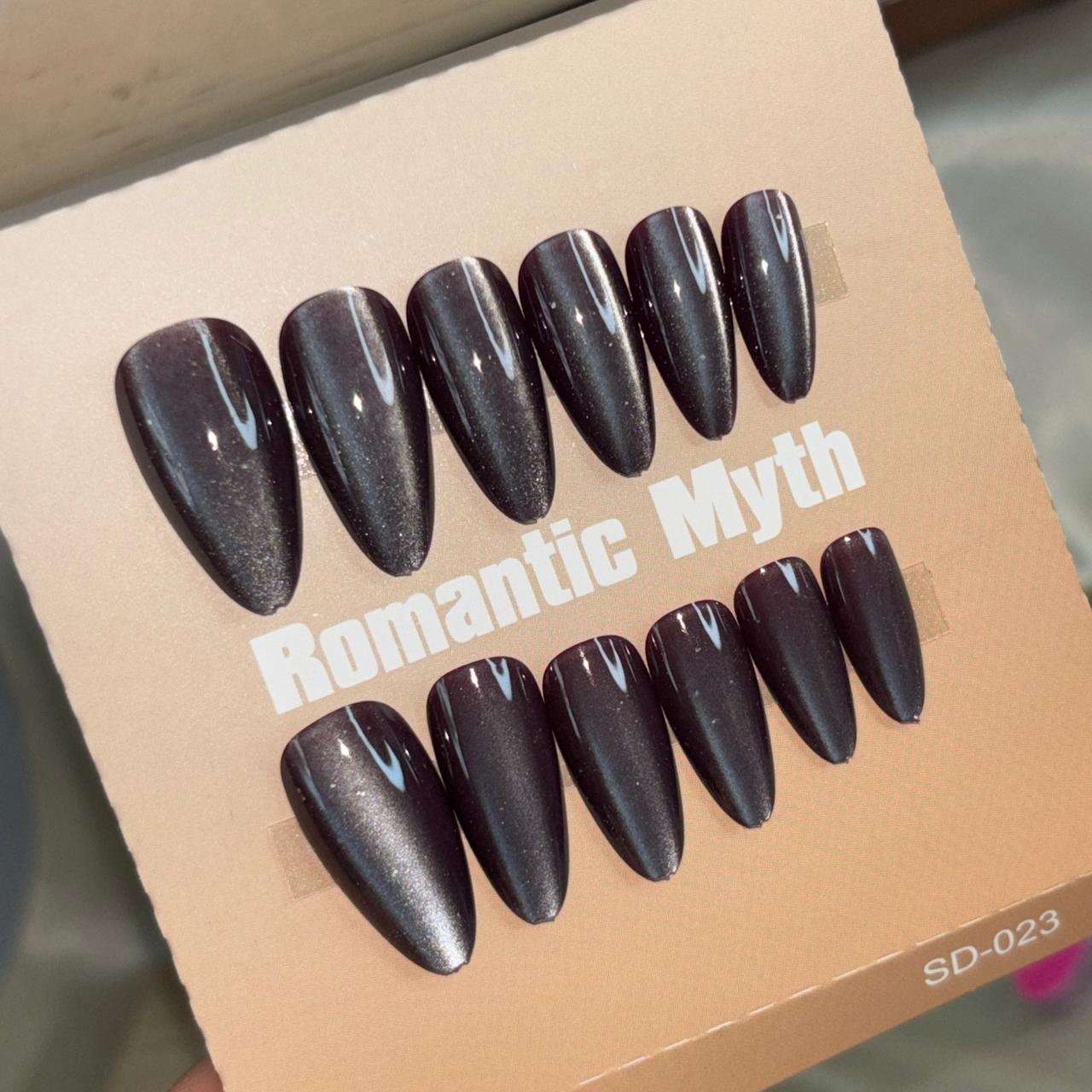 Cat Eye Nails 83