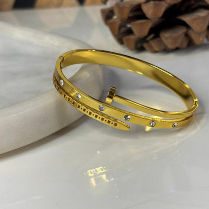 Noble Nail Bracelet