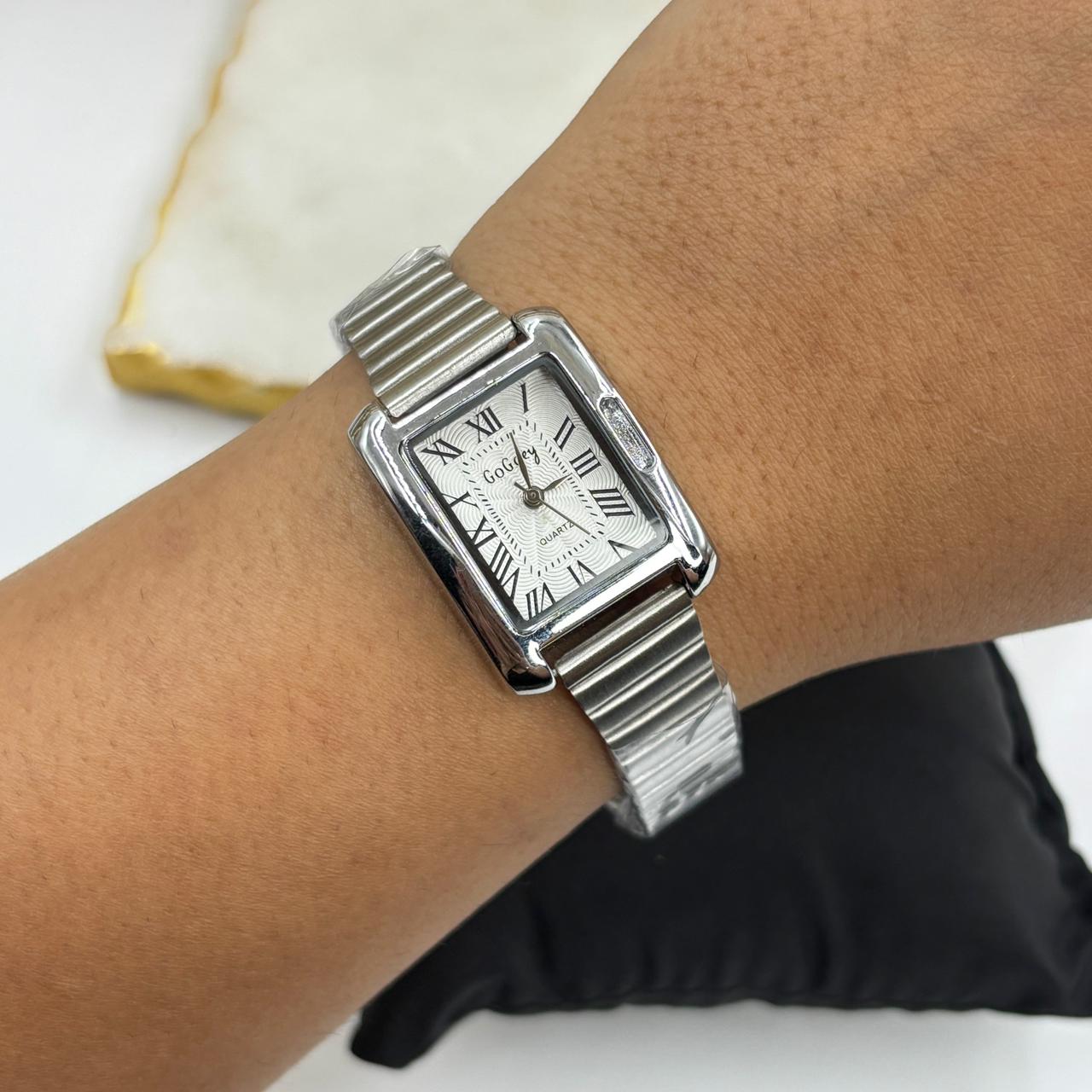 Vintage Watch 045