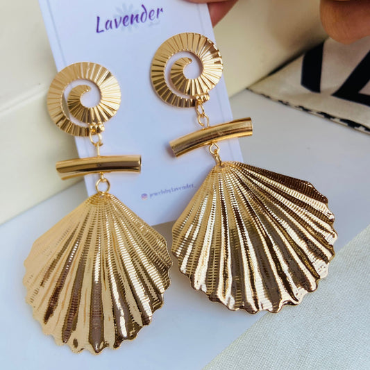 Shell Hanging Earrings