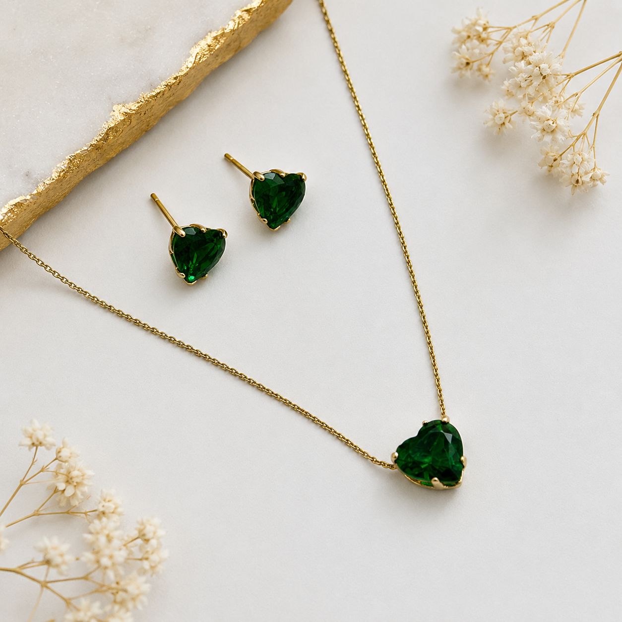 Heart Love Solitaire Jewellery Set ( Emerald )