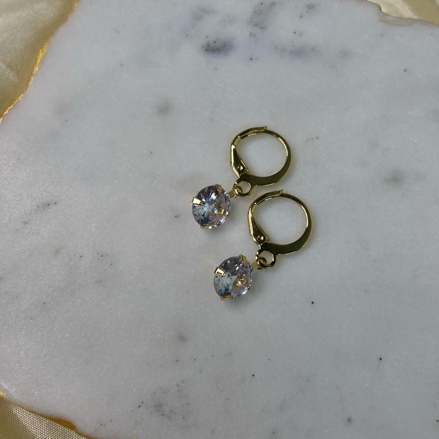 Round Crystal Huggies