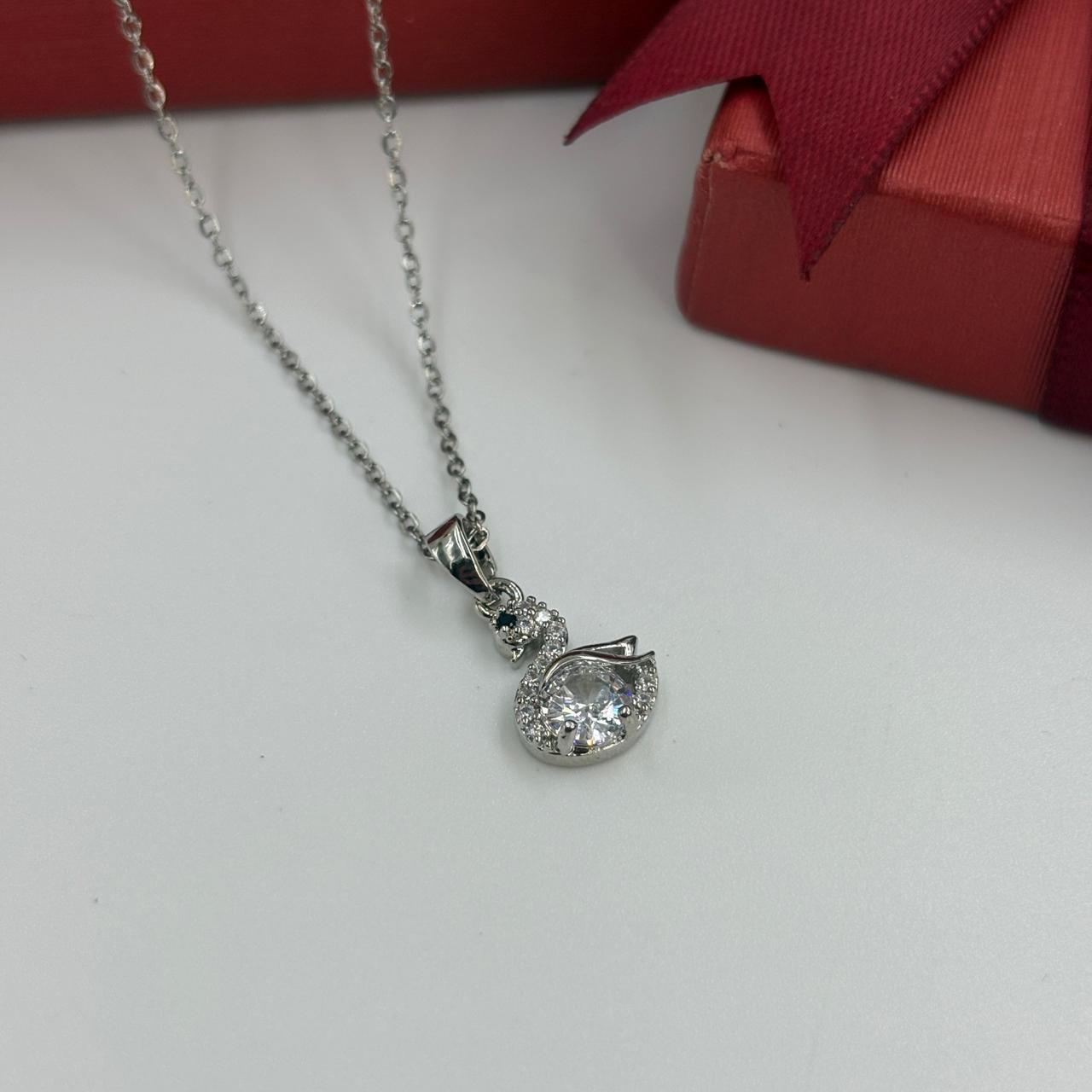 Dainty Swaroski Necklace ( Silver)