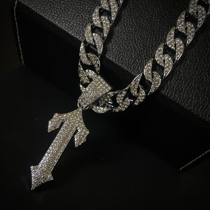 The Arrow ICED Out Neckchain