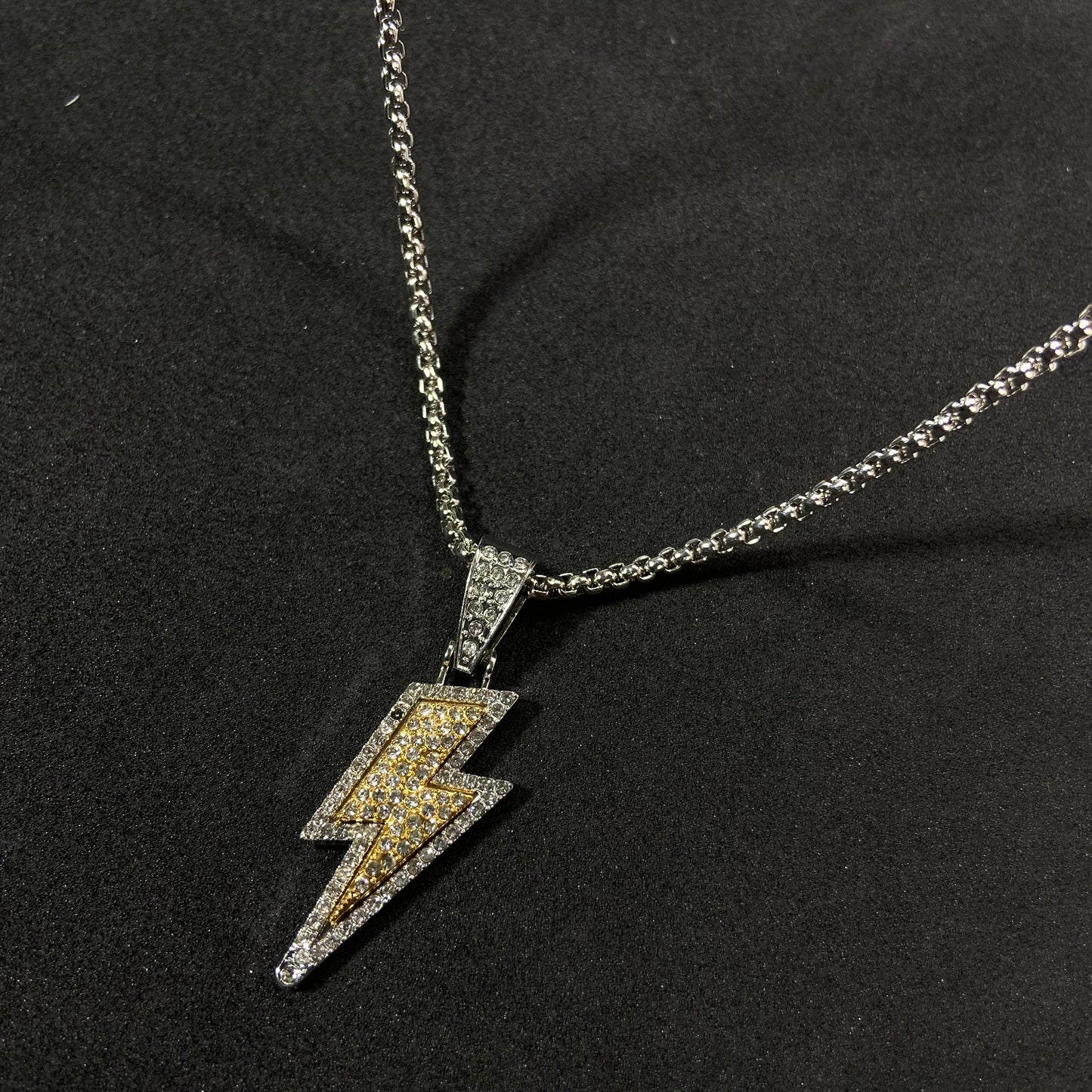 Flash Studded Pendant Chain