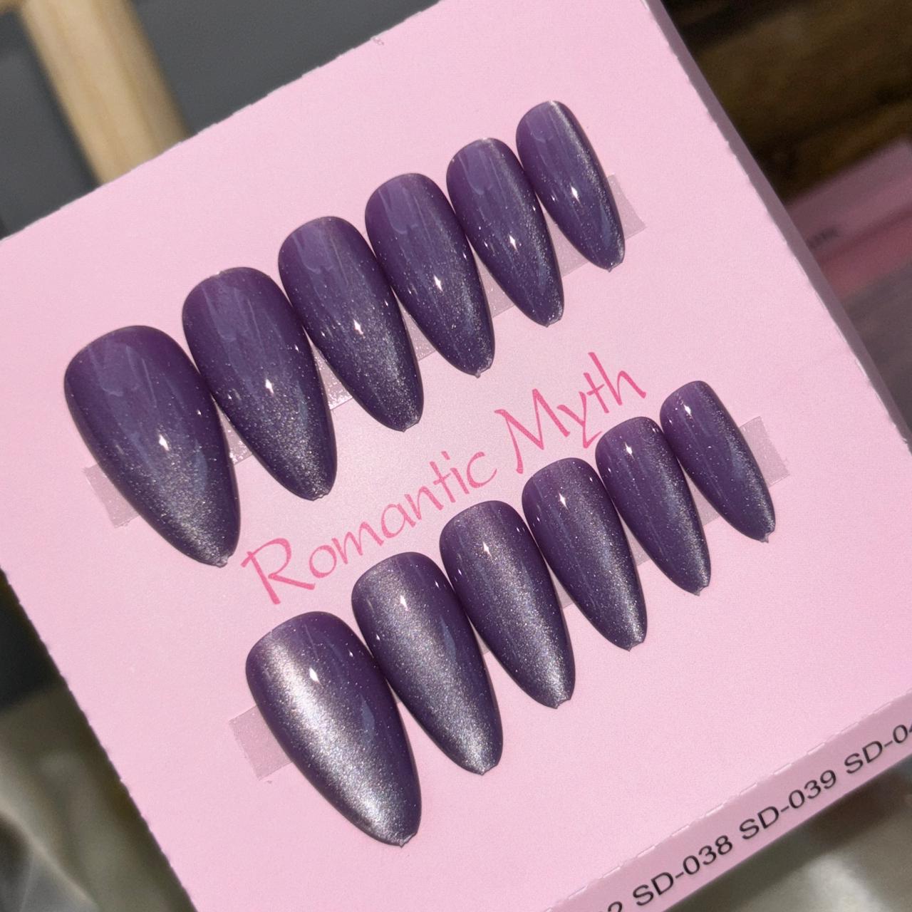Cat Eye Nails 35