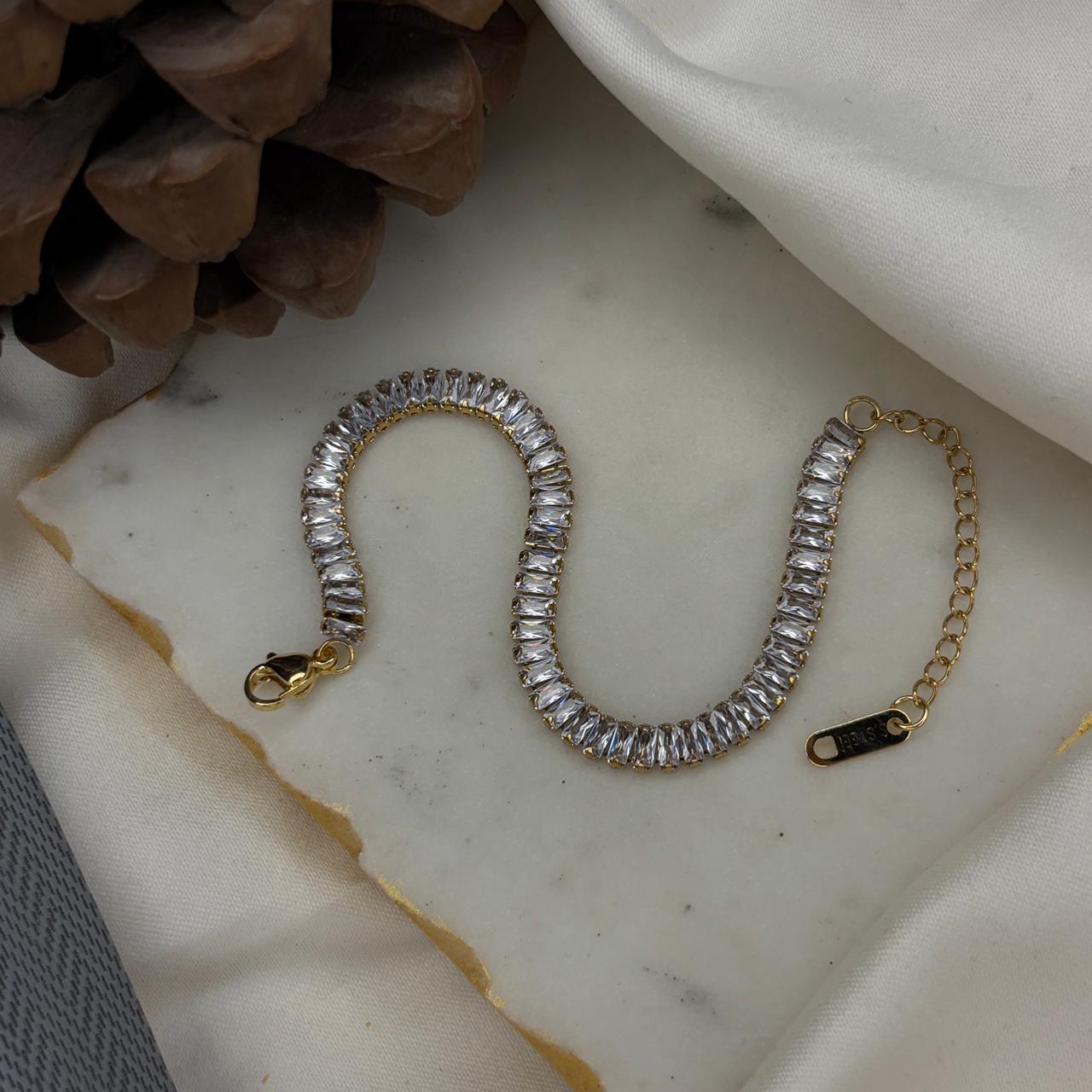 Allure Sleek Tennis Bracelet