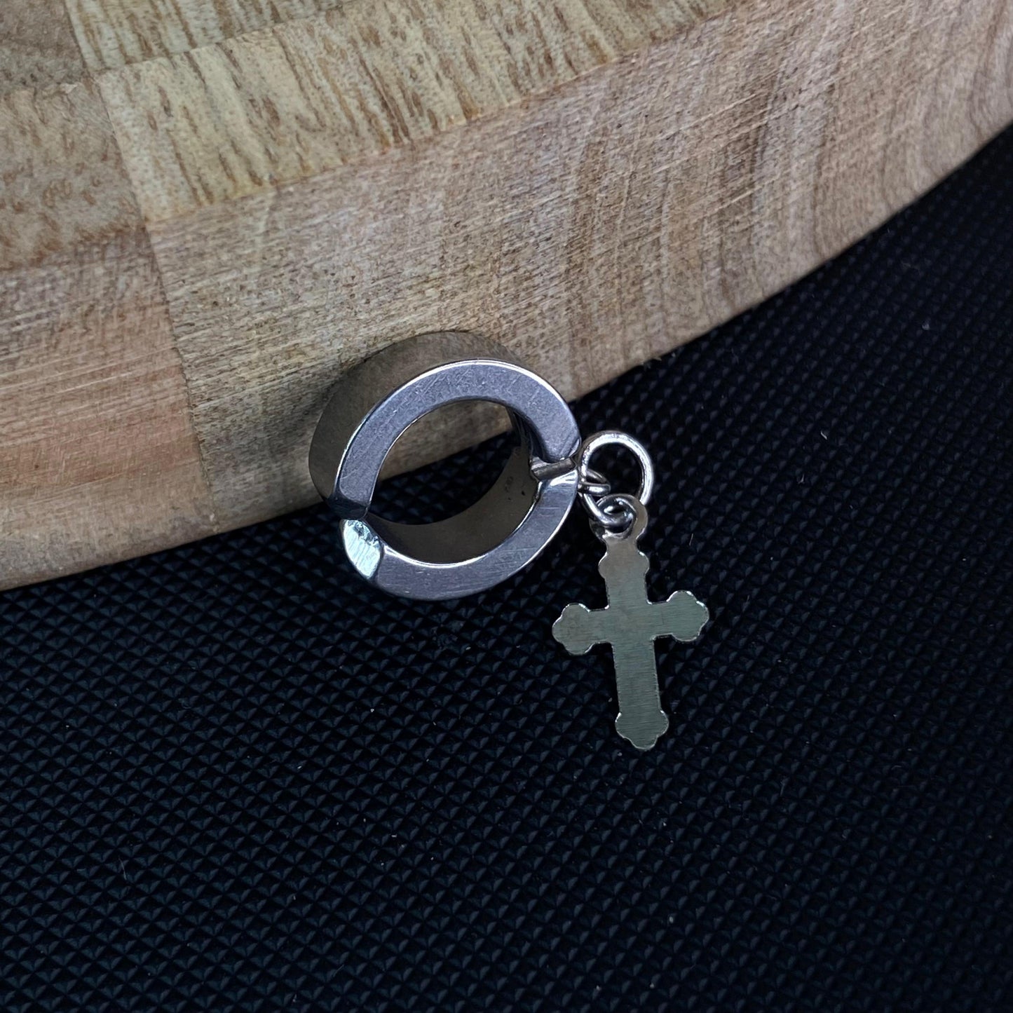 Cross #6 Men's Earring (Non-piercing)