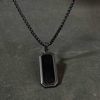 Caliber Rect Black Pendant Chain