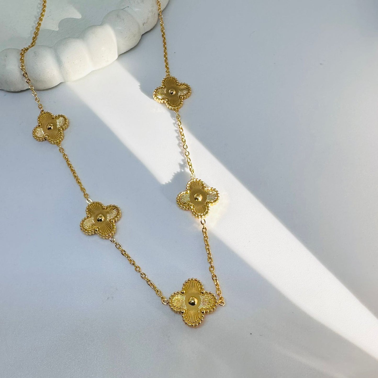 5 Clover Gold Necklace
