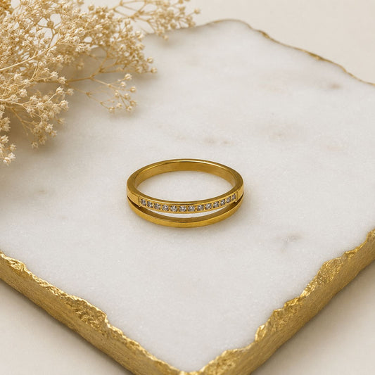 Linea Luxe Ring
