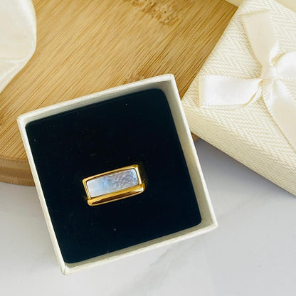 MOP Chunky Ring