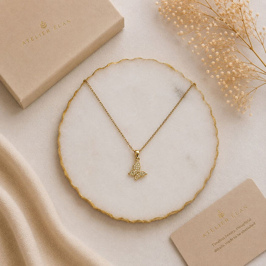 Dainty Wings Necklace ( Gold )