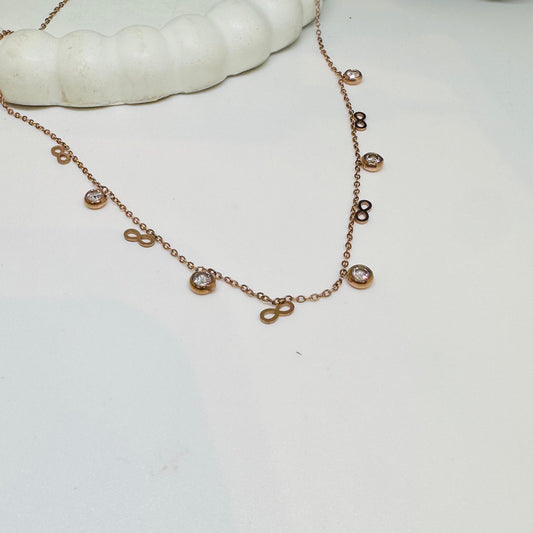 Minimal Infinity Necklace