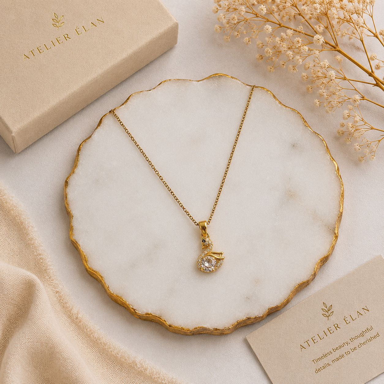 Dainty Swaroski Necklace ( Gold )