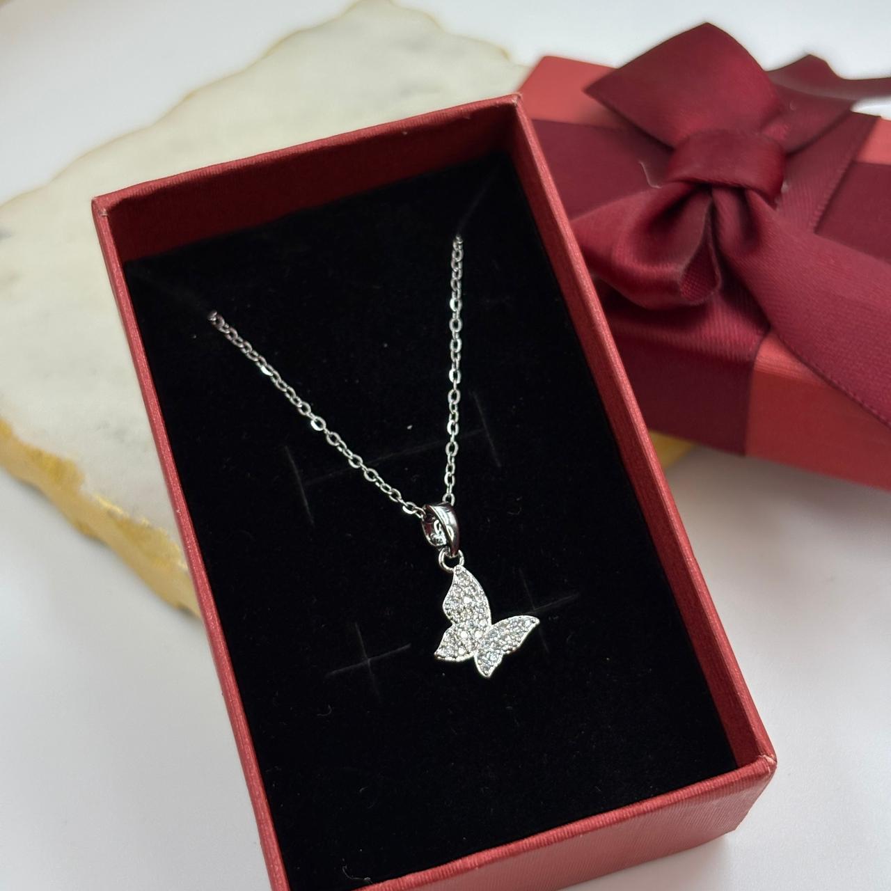 Dainty Wings Necklace ( Silver)