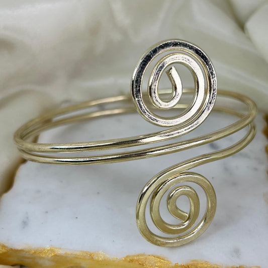Twirled Armlet