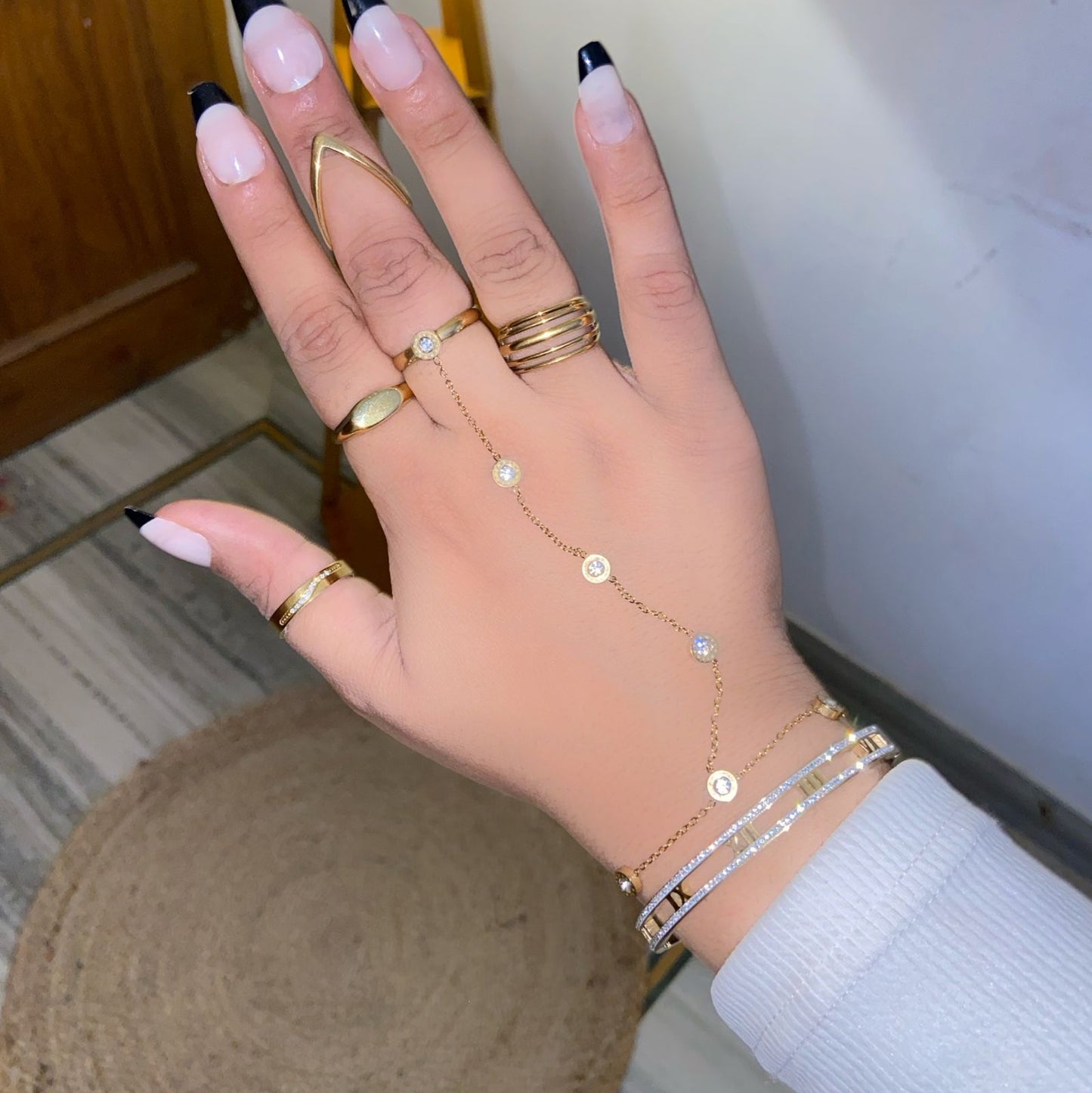 Roman Hand Chain
